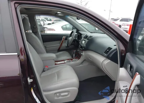 2013 Toyota Highlander Limited V6 z USA, uszkodzony, nr VIN 5TDDK3EH0DS268660